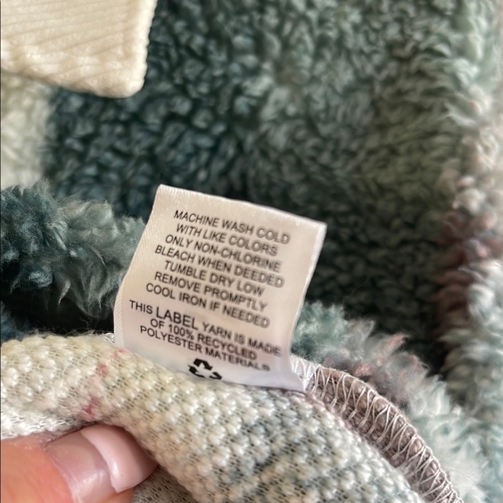 Hippie Rose plaid Button-Up Jacket - Picture 5 of 6